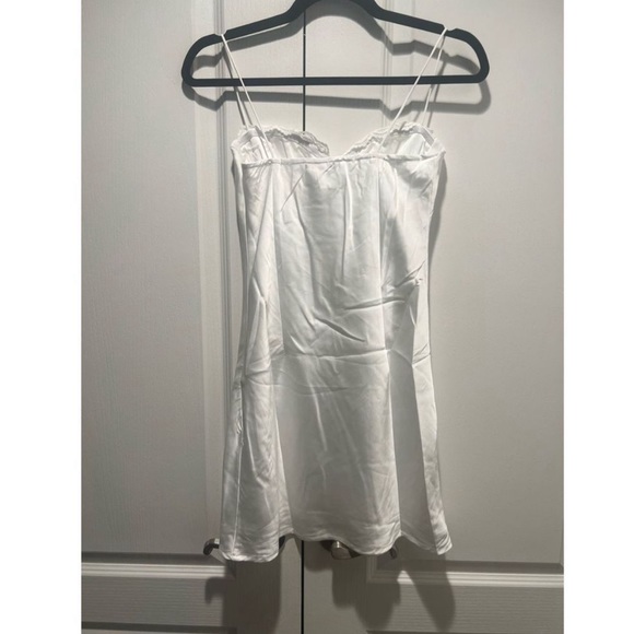 Princess Polly Snowbird White Mini Dress size 4 - Picture 7 of 8